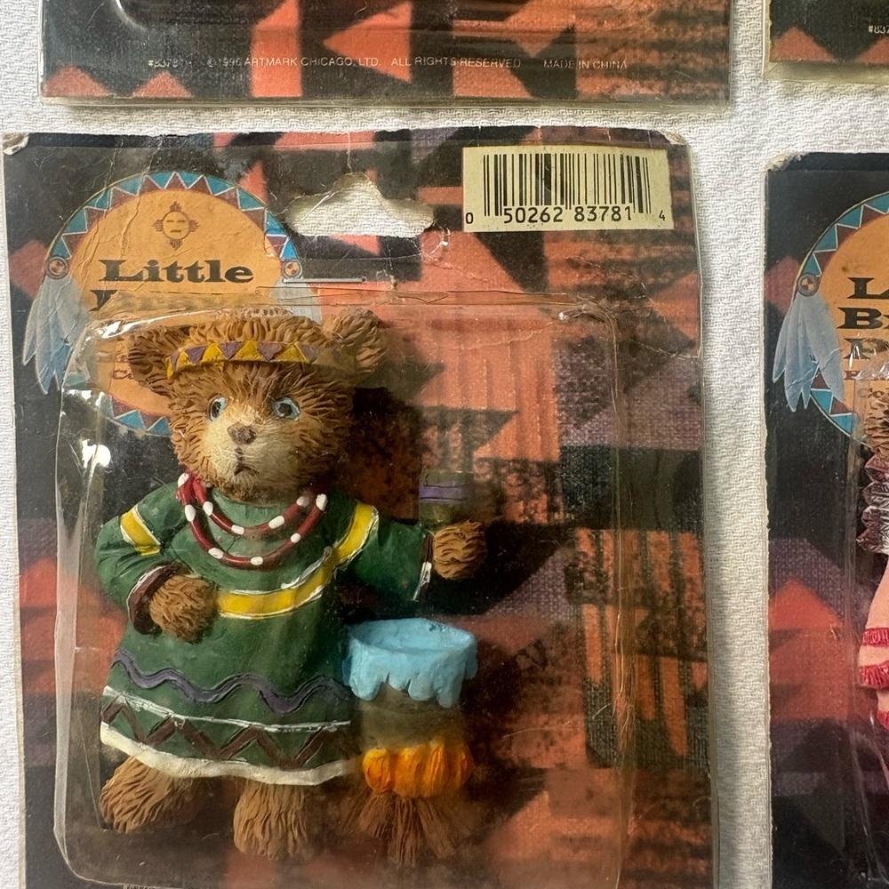 Vintage Little Brave Paws Bear Figurines 1996 - Picture 4 of 8